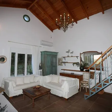 Kalamakia House-stylish Near Petani * Ληξούρι