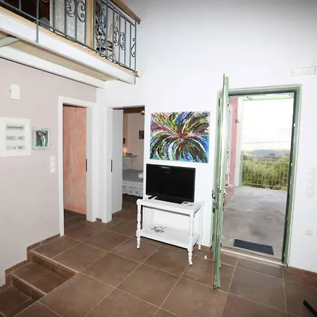 Tatil Evi Kalamakia House-stylish Near Petani *