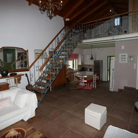 Tatil Evi Kalamakia House-stylish Near Petani